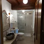 A Casa Dos Avos Es Una Casa De Piedra De 1850 Con Piscina Y En Plena Naturaleza En Galicia Feriehus *