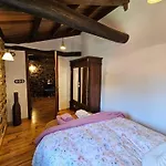 A Casa Dos Avos Es Una Casa De Piedra De 1850 Con Piscina Y En Plena Naturaleza En Galicia * Vilarino (A Coruna)
