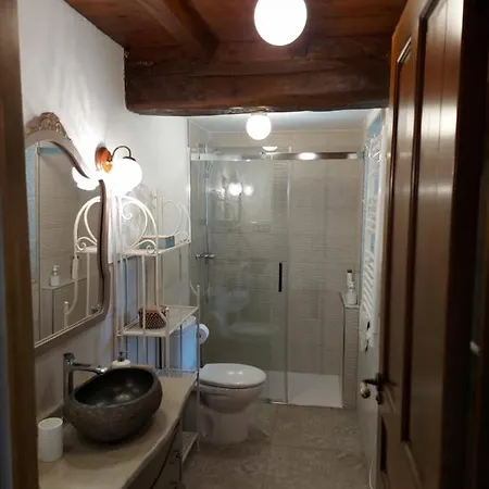 A Casa Dos Avos Es Casa De Piedra De 1850 Con Piscina Y En Plena Naturaleza En Galicia Holiday home *