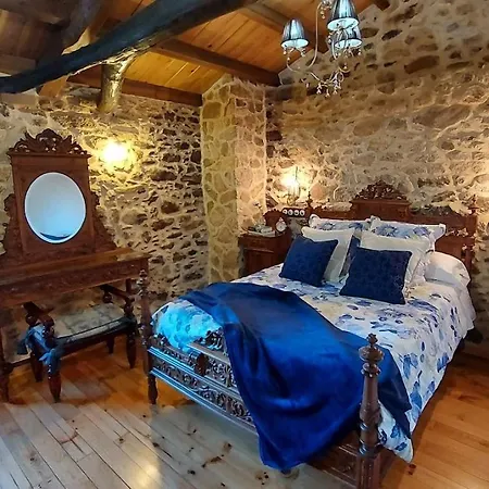 A Casa Dos Avos Es Una Casa De Piedra De 1850 Con Piscina Y En Plena Naturaleza En Galicia Holiday home *