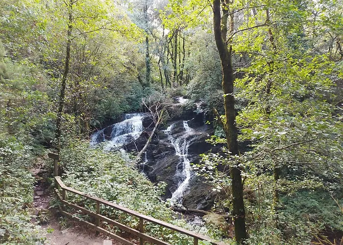 A Casa Dos Avos Es Una Casa De Piedra De 1850 Con Piscina Y En Plena Naturaleza En Galicia Holiday home