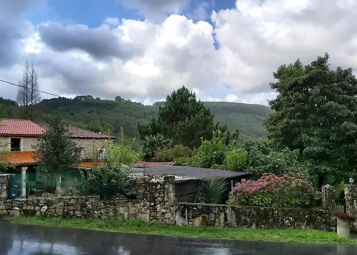 Holiday home A Casa Dos Avos Es Una Casa De Piedra De 1850 Con Piscina Y En Plena Naturaleza En Galicia *