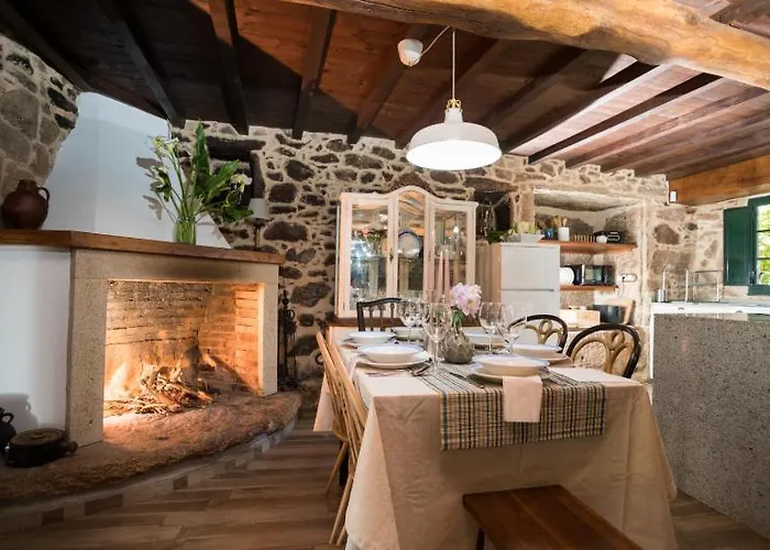 Holiday home A Casa Dos Avos Es Una Casa De Piedra De 1850 Con Piscina Y En Plena Naturaleza En Galicia Vilarino (A Coruna)