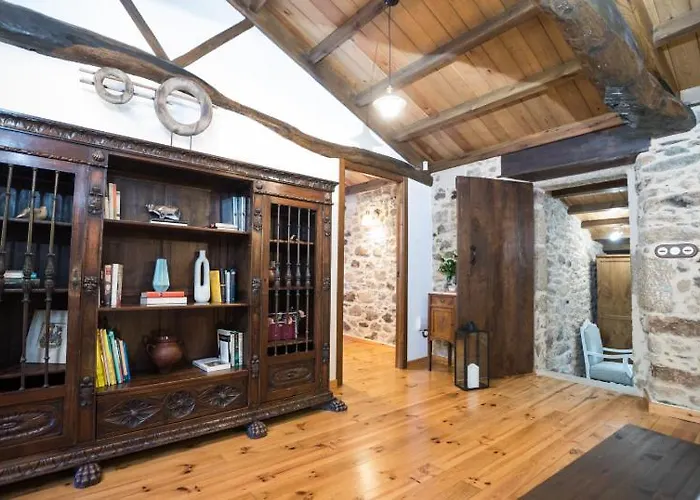 Holiday home A Casa Dos Avos Es Una Casa De Piedra De 1850 Con Piscina Y En Plena Naturaleza En Galicia Vilarino (A Coruna)