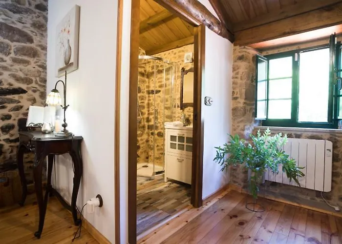 Holiday home A Casa Dos Avos Es Una Casa De Piedra De 1850 Con Piscina Y En Plena Naturaleza En Galicia