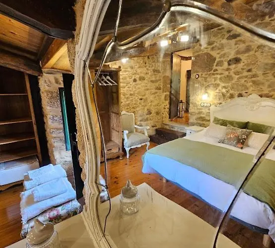 Holiday home A Casa Dos Avos Es Una Casa De Piedra De 1850 Con Piscina Y En Plena Naturaleza En Galicia Vilarino (A Coruna)